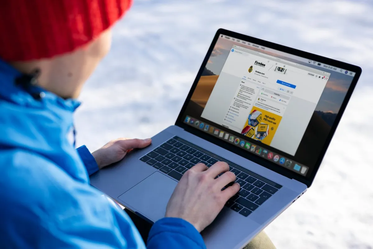 pexels-firmbeecom-7075409-scaled 8 razones para utilizar Google Ads en tu estrategia de marketing inmobiliario